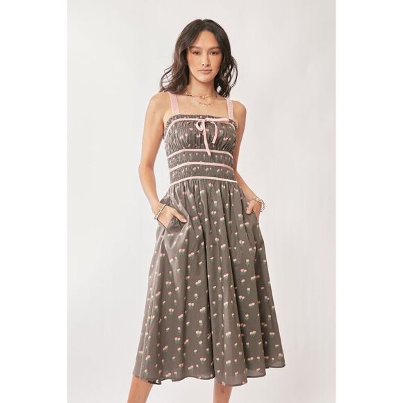 Davi & Dani Contrast Velvet Tape Smocking Bodice Midi Dress Medium - Picture 6 of 11